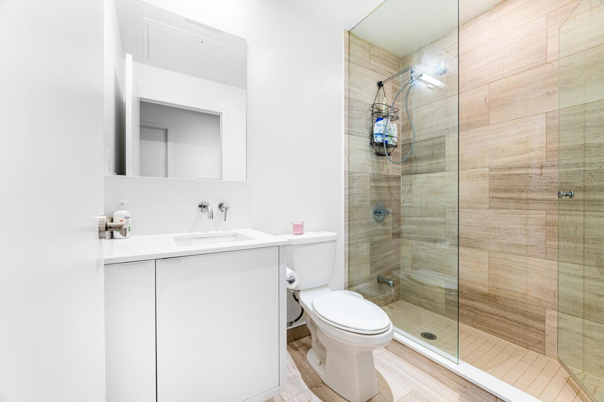 טורונטו Presidential Suite Heart Of Downtown With Stunning View מראה חיצוני תמונה